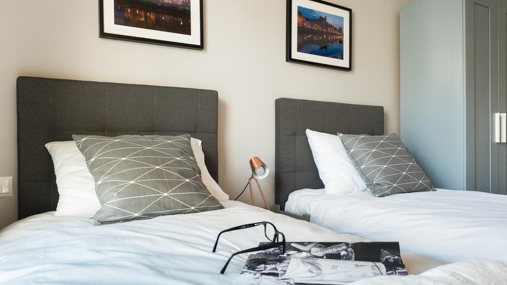 City Center - Riverside By Apartmore Gdańsk Extérieur photo